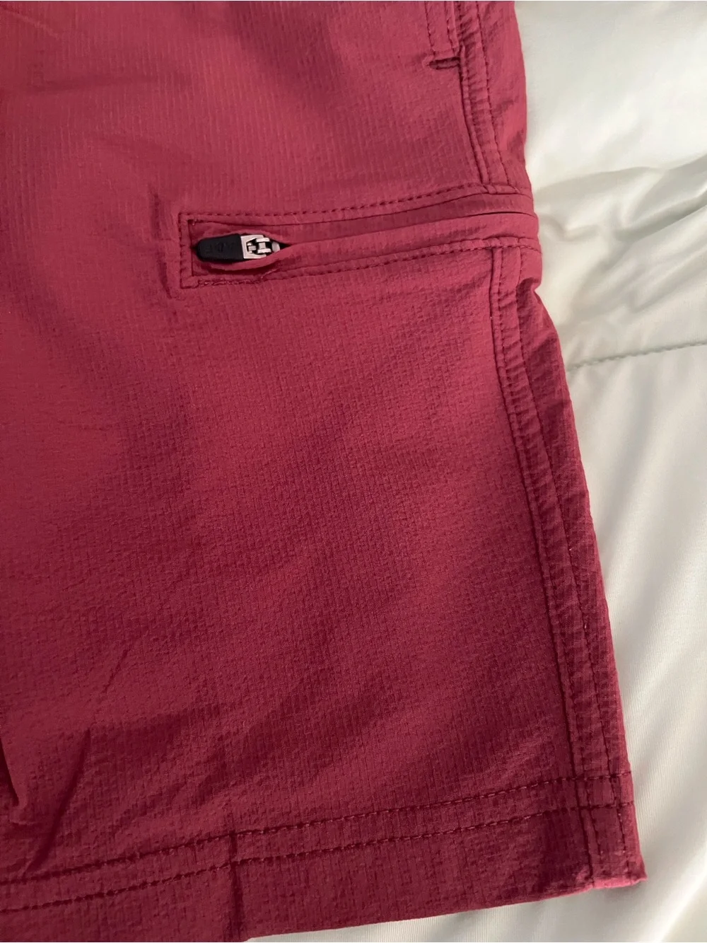 Men's Casual Drawstring Shorts in maroon - Picture 4 of 6